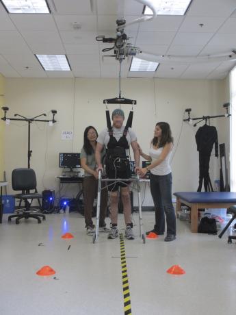 Brain-computer link enables paralyzed California man to walk