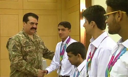 Eight-member team participating in Special Olympics calls on COAS General Raheel Sharif at GHQ