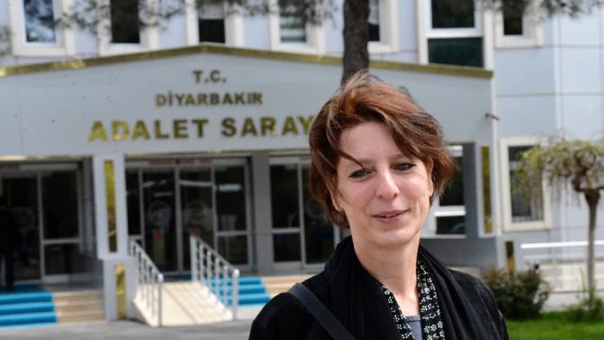 Dutch journalist says she has been arrested again in Turkey