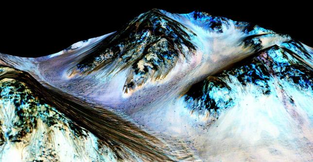 Water flows on Mars, raising possibility that planet could support life: scientists