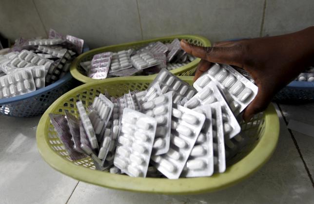WHO ramps up HIV drug push with call for early treatment for all