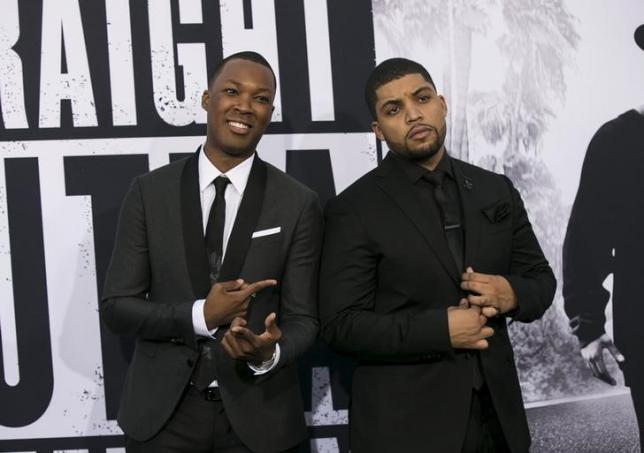 'War Room' edging 'Straight Outta Compton' over slow weekend