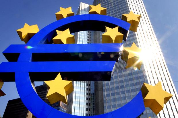 Euro zone lending inches up but money supply growth slows