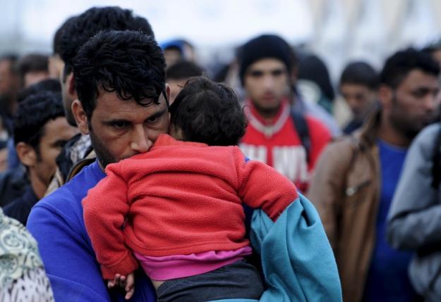 Refugee and migrant arrivals in EU pass 1 million in 2015: UN