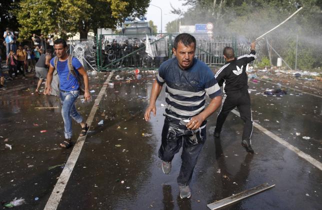 Migrants seek new ways to EU after Hungary shuts main route