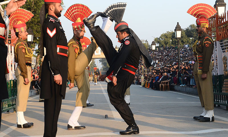 Impressive flag-lowering ceremony held at Wagah on Defense Day