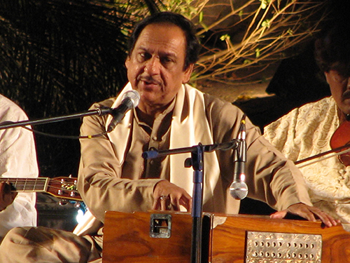Pakistani singer Ghulam Ali's concert in Mumbai cancelled after Shiv Sena threats