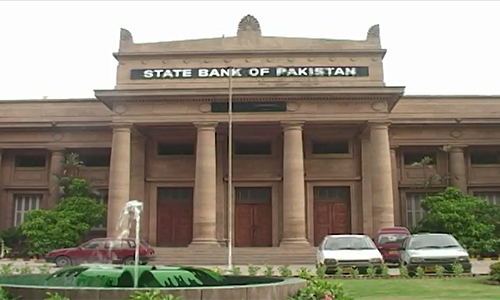 SBP to import 10 more machines to check fake currency notes