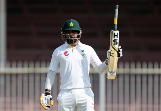 Hafeez included in Pakistan squad for Australia Tests