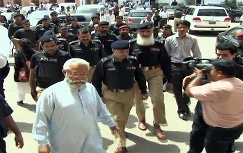 Contempt of court case: IG Sindh, others express dissatisfaction over judge