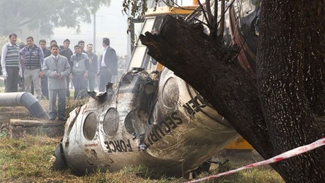 Indian paramilitary plane crashes, killing all 10 aboard