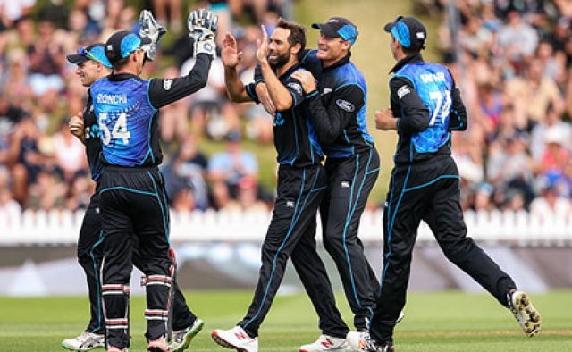 New Zealand bowlers skittle Pakistan after Nicolls leads revival in 1st ODI