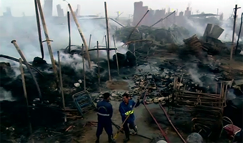 Fire guts bamboos of worth millions of rupees in Karachi