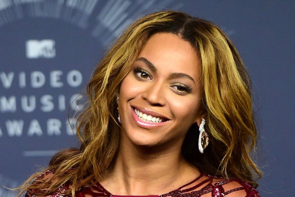 Beyonce dominates MTV video nominations, Taylor Swift shut out
