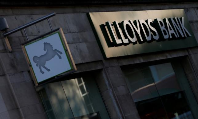 Barclays hired to manage Britain's Lloyds share sales