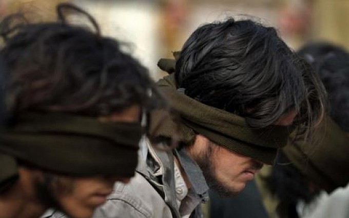 Suspects among 135 held in Peshawar