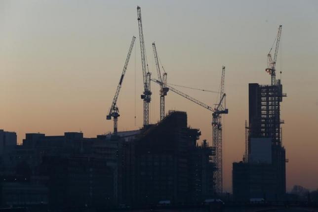 UK economy stays on growth path in 2016 despite global upheaval
