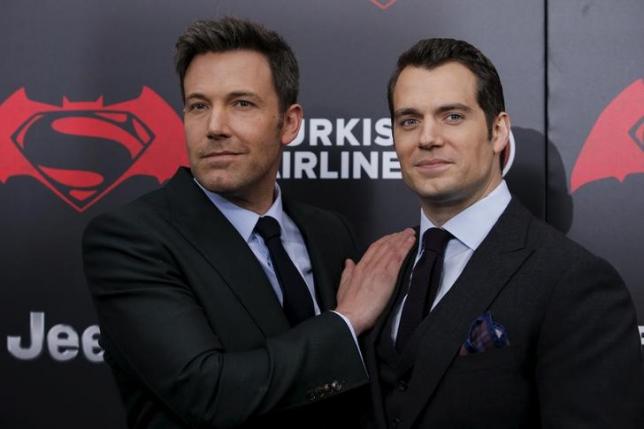 'Batman v Superman' shatters records with $170.1 million debut