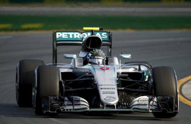 Rosberg wins dramatic season-opener in Melbourne