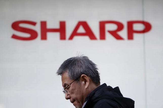 Sharp, Foxconn to sign deal next week