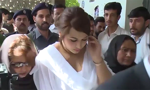 FIA stops model Ayyan Ali from leaving country