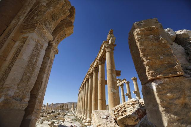 Mass grave found in Syria's Palmyra after city recaptured from Islamic State