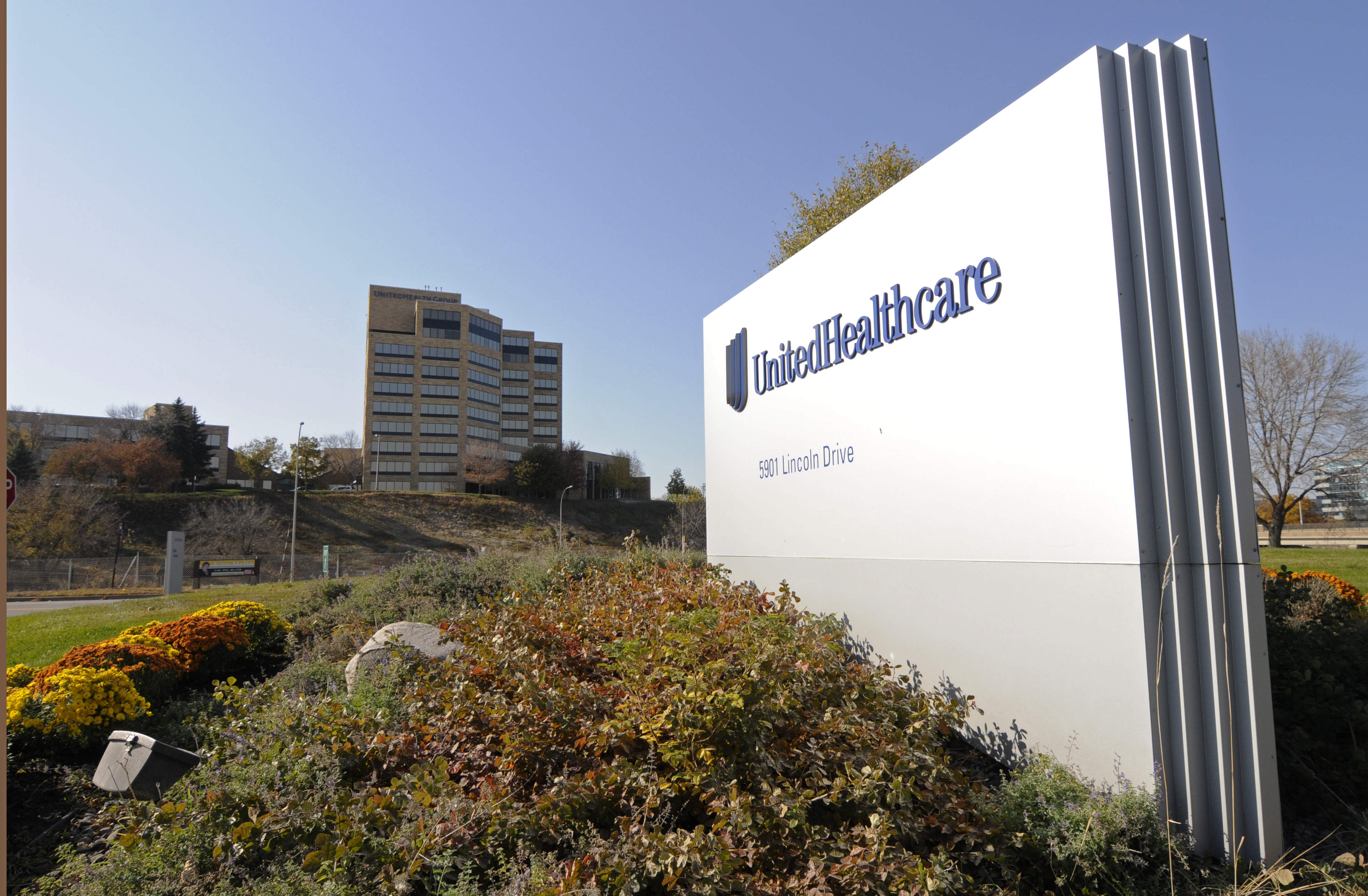UnitedHealth plans to exit Obamacare exchanges