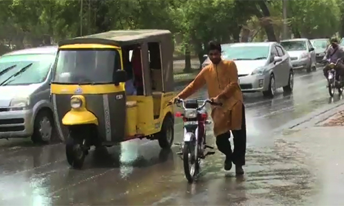 Windstorm, rain lash several cities in Punjab, KPK