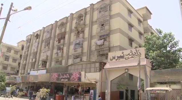 Five held as intelligence agencies raid Wali Muhammad’s residence