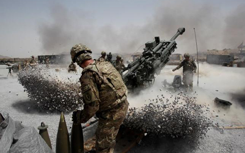 Retired generals, diplomats urge Obama to keep Afghanistan troop level