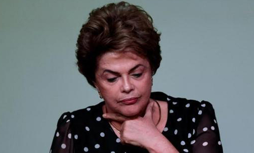 Brazil's Rousseff calls for referendum on early elections