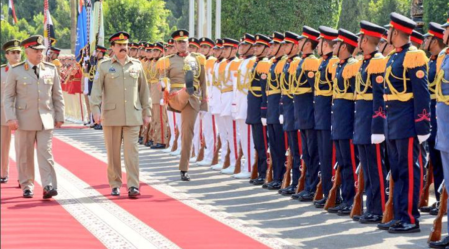 COAS, Egyptian military leaders discuss enhanced defense & security cooperation