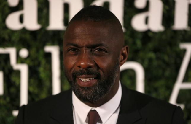 Actor Idris Elba makes surprise appearance before Star Trek release