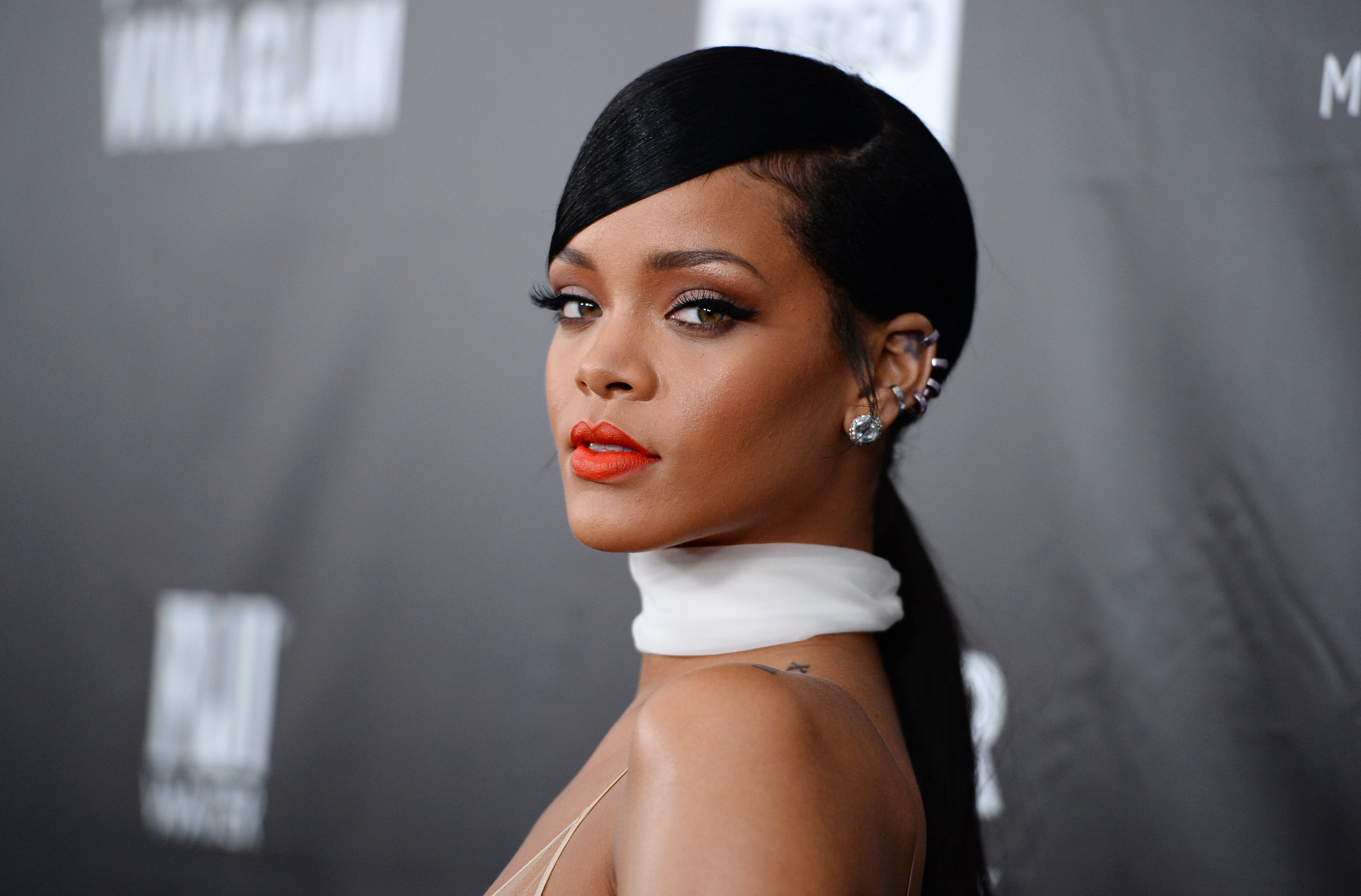 Rihanna cancels Nice concert after attack