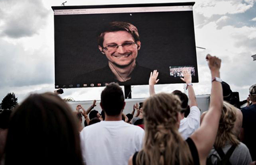 Edward Snowden talks film debut and dramatizing his life in 'Snowden'