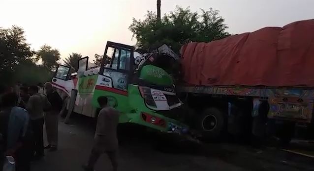 Head-on collision in Uch Sharif kills six people