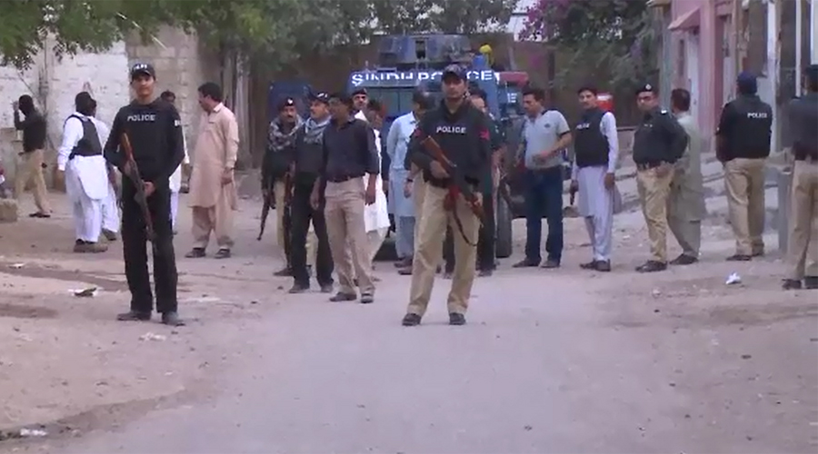 Nine injured in grenade attack in Karachi