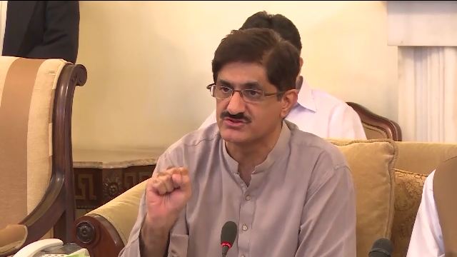 Sindh CM lashes out at Secretariat staff
