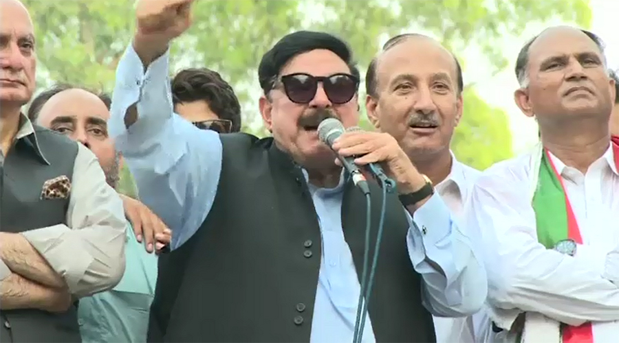 Jobs are only given to children of Gang of Five, says Sheikh Rashid