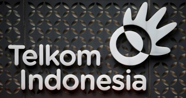 In rule shake-up, Indonesia's Telkom to share network with smaller rivals