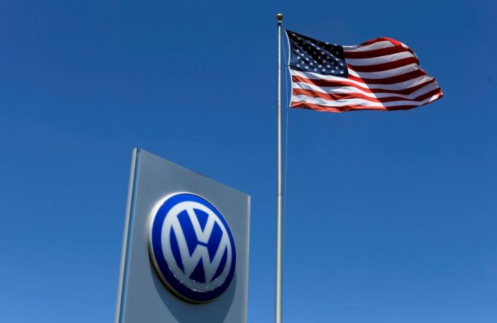 Volkswagen to spend at least $1.2 billion to compensate US dealers