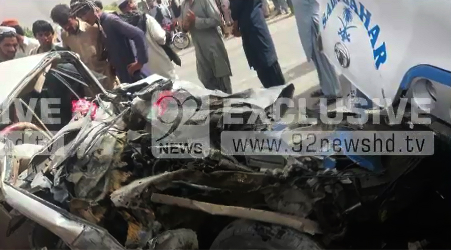 Six die as car collides with bus in Balochistan