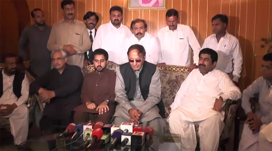 Ch Shujaat Hussain hints at in-house change soon