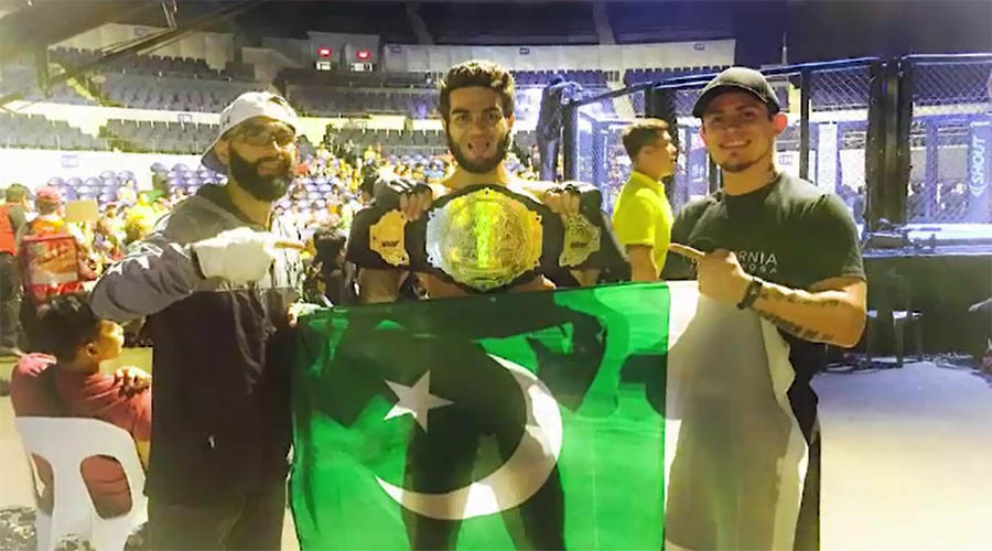 Pakistan’s Ahmed Mujtaba wins Featherweight Championship in Manila
