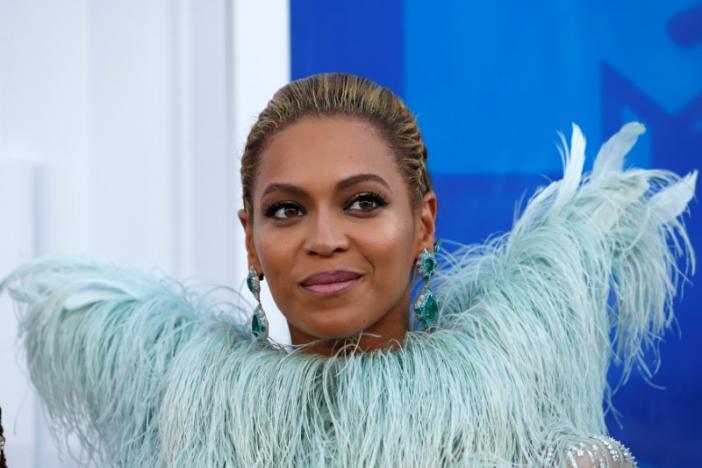 Beyonce, Bieber lead MTV Europe Music Awards nominations