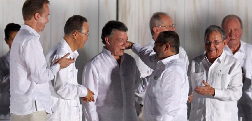 Colombia, Marxist rebels sign accord ending 52-year war