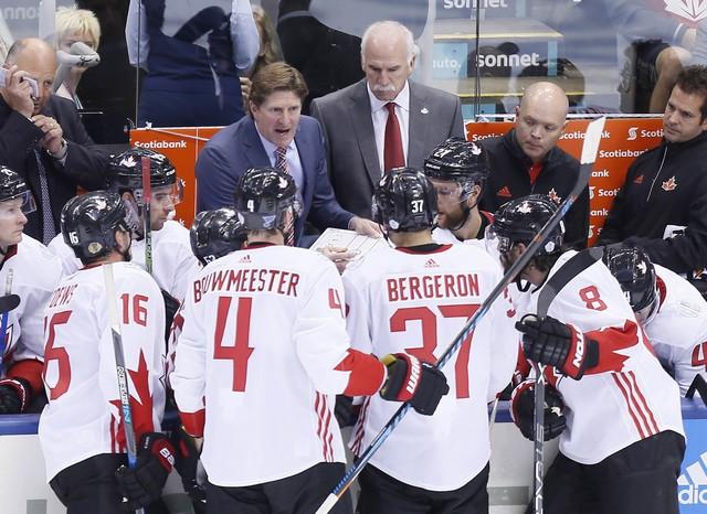Ice hockey - Canada grabs semi-final spot with win over US