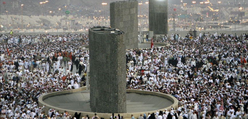 Hajj pilgrims reach Mina for stonning Satan