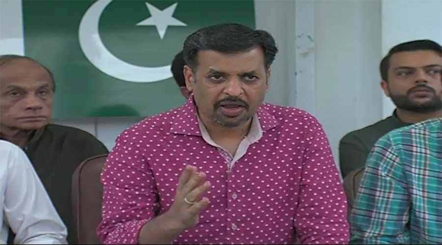 Farooq Sattar telling a lie to protect Altaf Hussain, says Mustafa Kamal