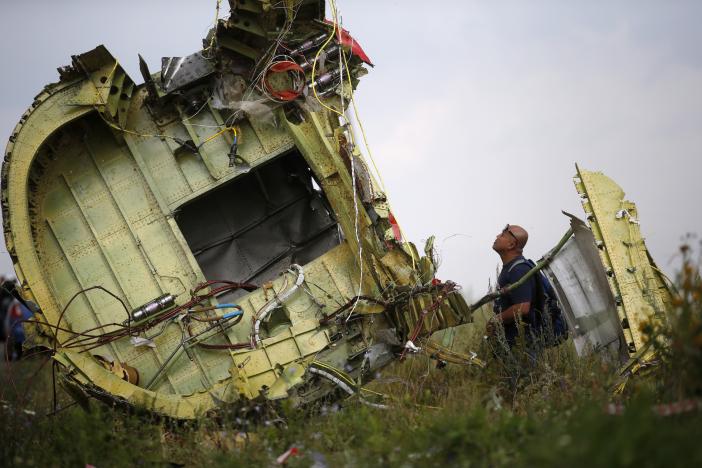 Malaysian flight MH17 downed by Russian-made missile: prosecutors